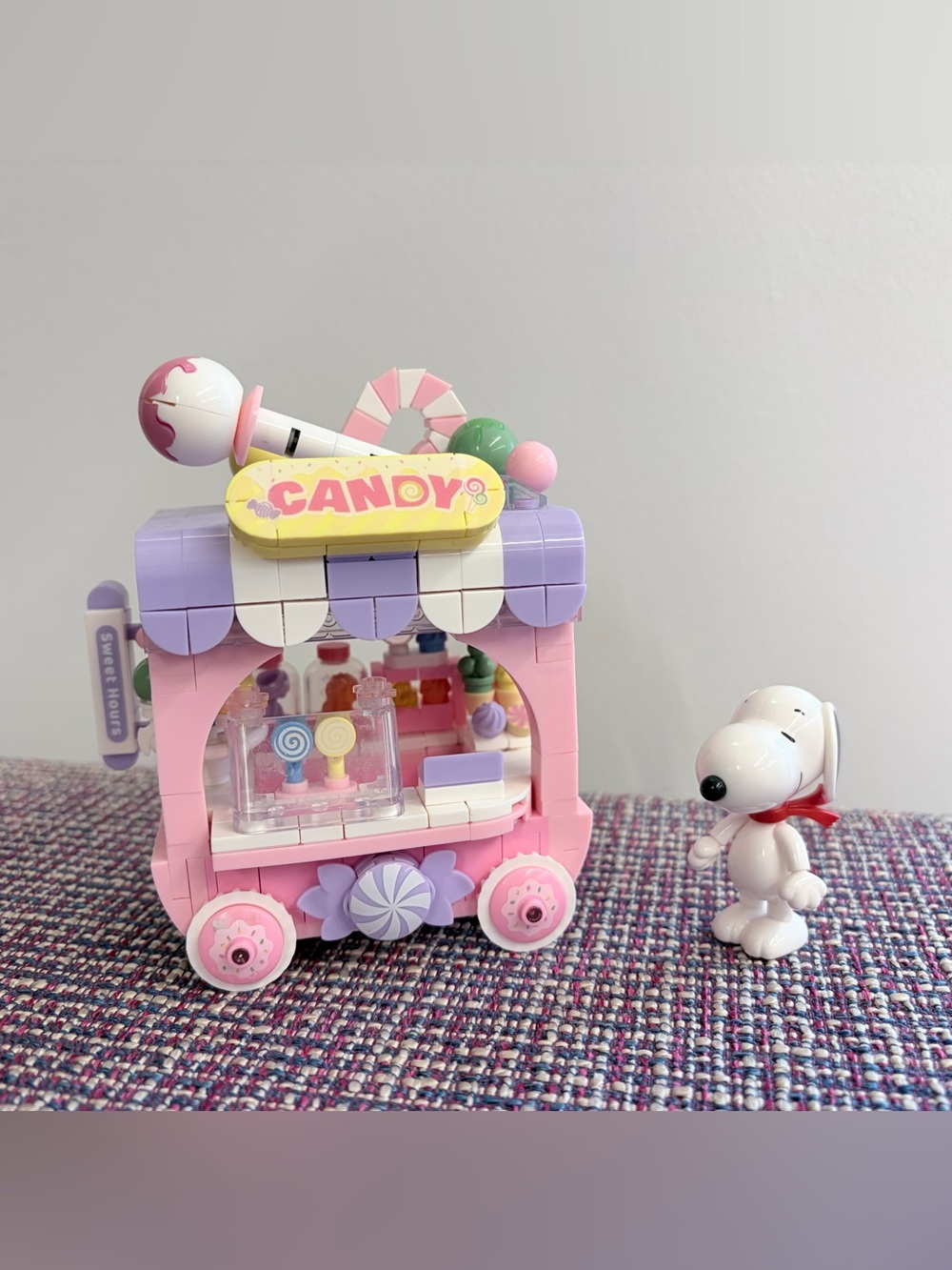 Snoopy Candy Cart building